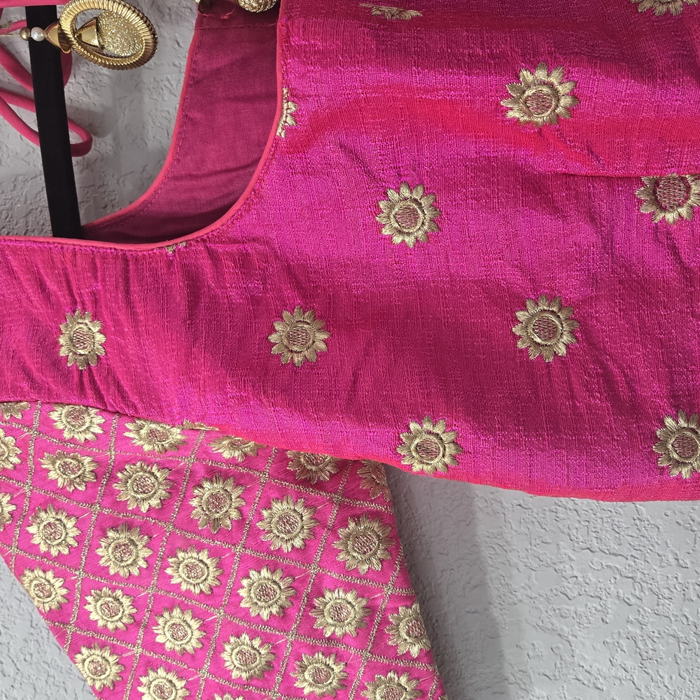 Pink Embroidered Blouse - Picture 4 of 5